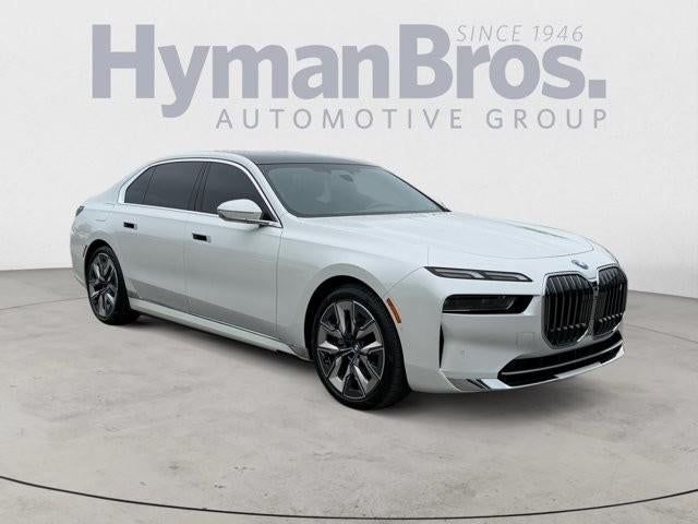 2023 BMW i7 xDrive60 Sedan in Mineral White Metallic — front three-quarter view